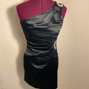 Adorable black cocktail dress